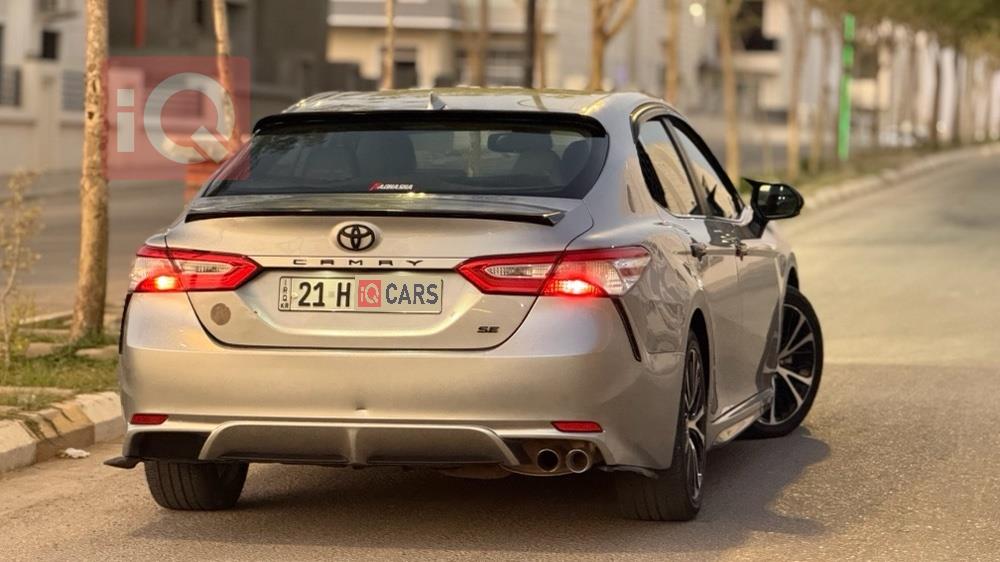 تۆیۆتا کامری